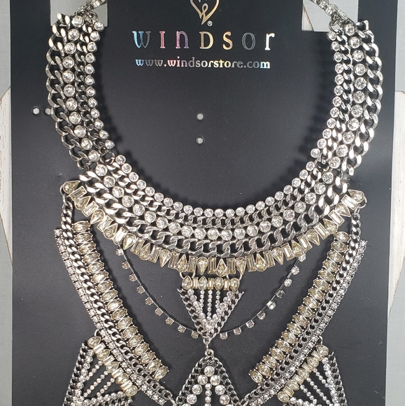 Vintage Rhinestone Bib Statement Necklace, Huge Runway Necklace, Theater Costume - Picture 4 of 13